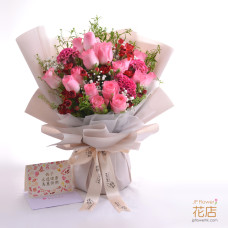 熾熱之心 - 18枝玫瑰配雞冠花客製化花束